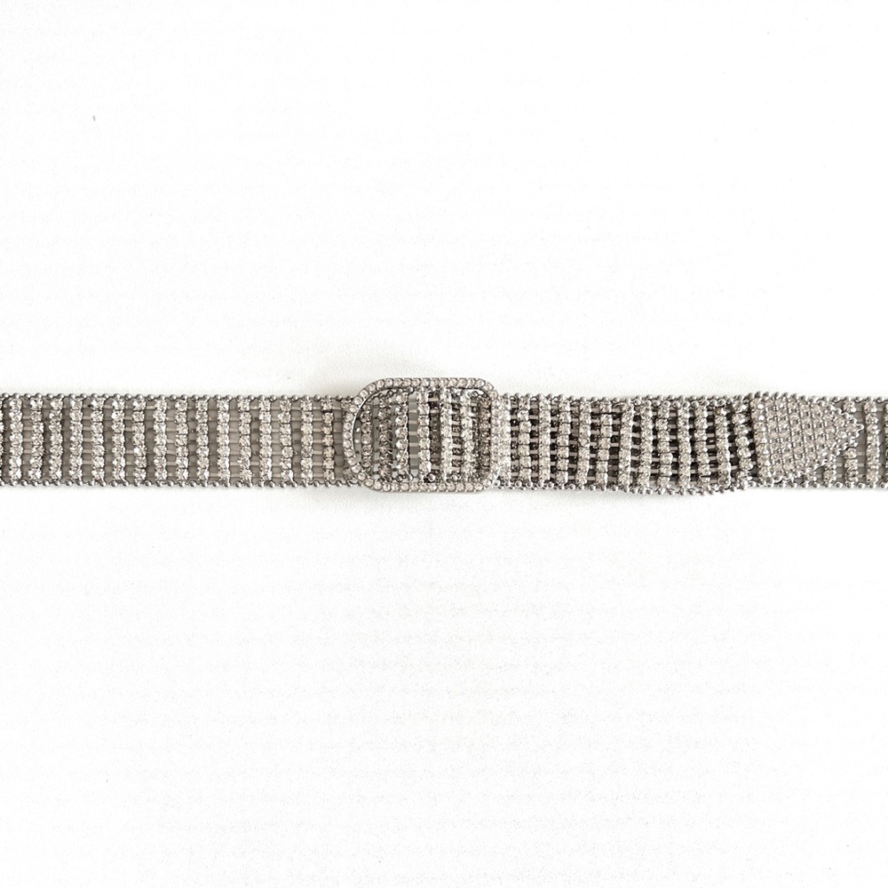 Silver tone crystal studded one size adjustable belt